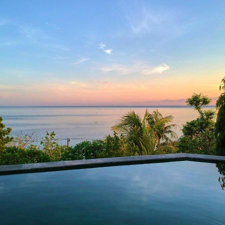 Villa Mimpi Manis Infinity Pool&180°Ocean View Amed  Exterior photo